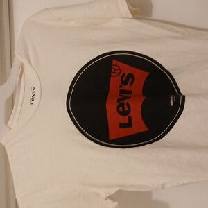 Levi'swhite short sleeved shirt with Levi's